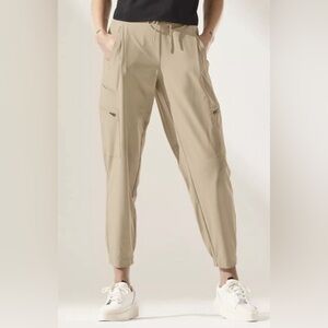 Athleta Go Far Travel Pant Motto Jogger Tan